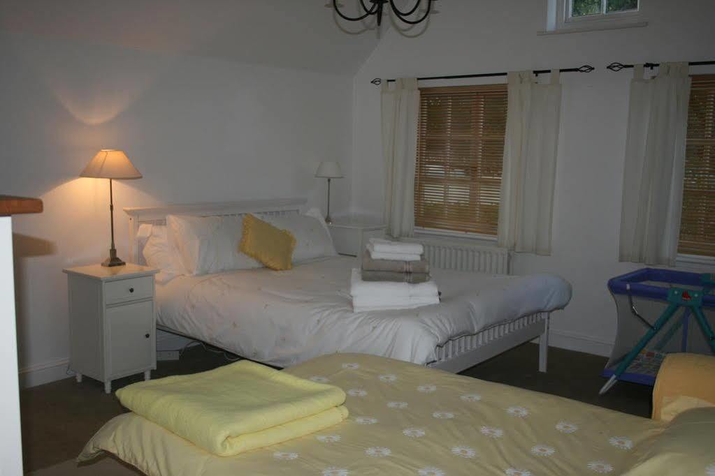 Appletree Cottages Mildenhall Exterior foto